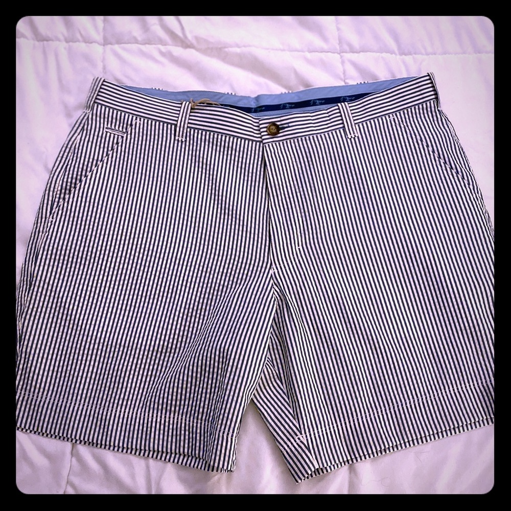 Men’s Striped Shorts